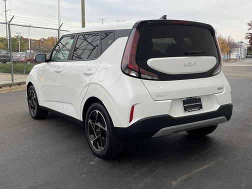 2023 Kia Soul EX