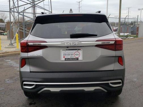 2022 Kia Seltos S
