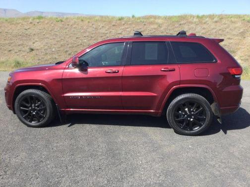 2019 Jeep Grand Cherokee Altitude