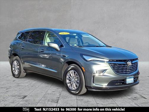 2022 Buick Enclave Essence