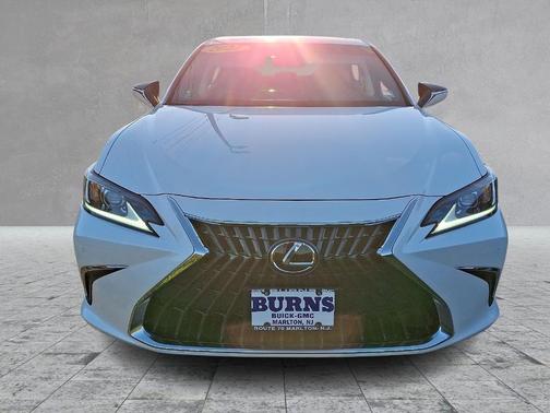 2022 Lexus ES 350 Base