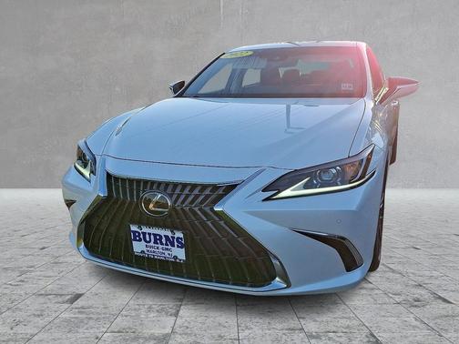 2022 Lexus ES 350 Base