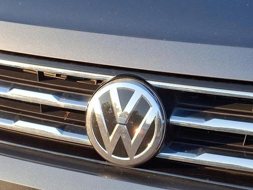 2018 Volkswagen Tiguan 2.0T SE