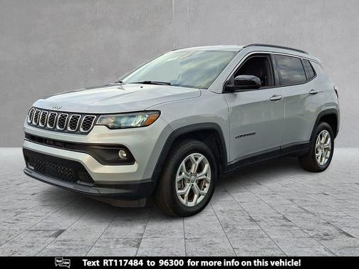 Silver Zynith Metallic Clearcoat 2024 Jeep Compass Latitude