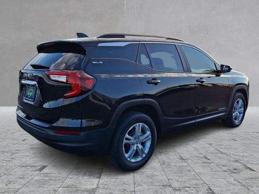 Ebony Twilight Metallic 2022 GMC Terrain SLE