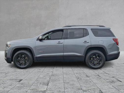 2022 GMC Acadia AT4