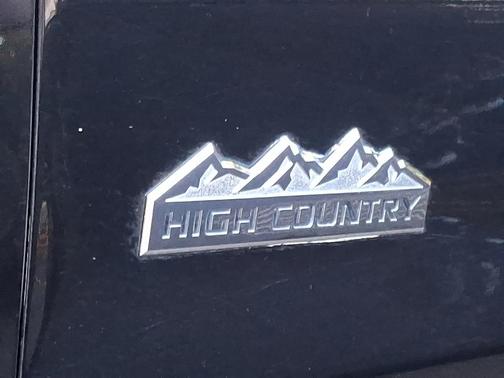 2017 Chevrolet Silverado 1500 High Country
