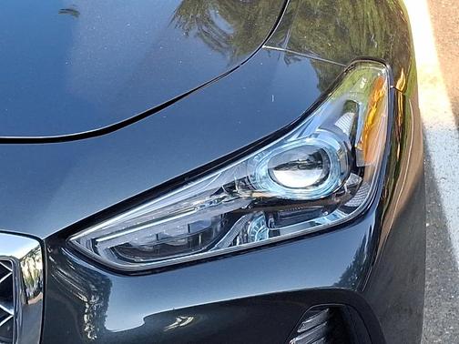 2019 Genesis G70 3.3T Design
