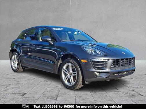2018 Porsche Macan Base (PDK)