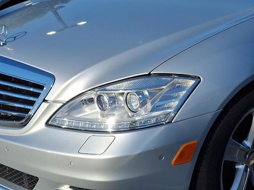 2011 Mercedes-Benz S-Class S 550 4MATIC