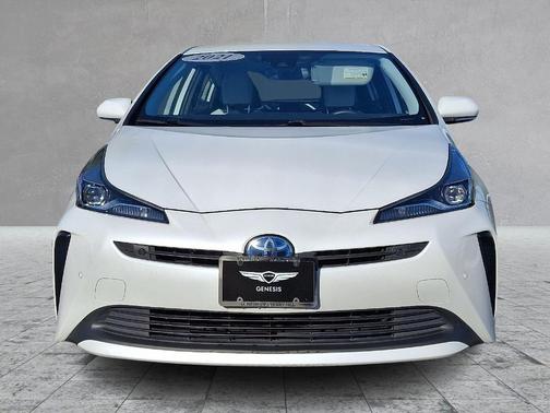 2021 Toyota Prius XLE