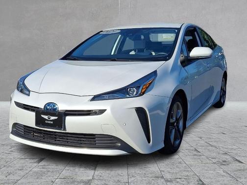 2021 Toyota Prius XLE