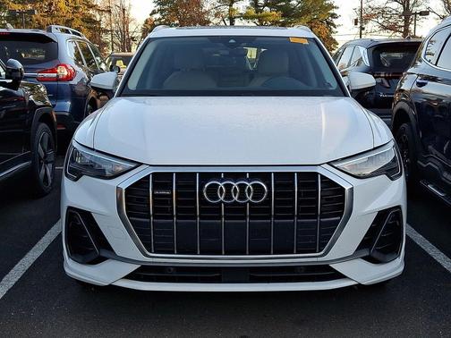 2020 Audi Q3 45 S line Premium