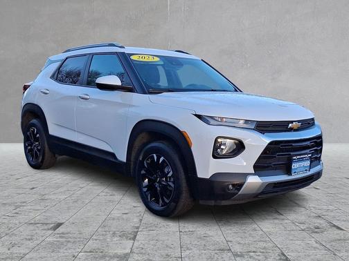 Summit White 2023 Chevrolet Trailblazer LT