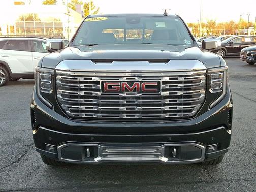 Onyx Black 2022 GMC Sierra 1500 Denali