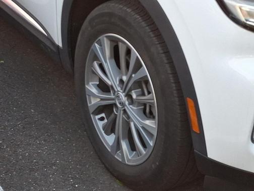 Summit White 2022 Buick Envision FWD Preferred