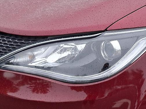 2019 Chrysler Pacifica Touring-L