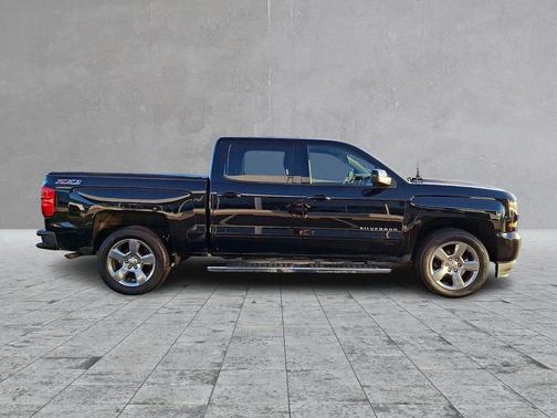 Black 2017 Chevrolet Silverado 1500 2LT