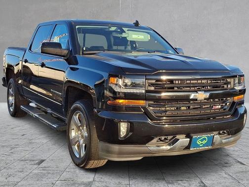 Black 2017 Chevrolet Silverado 1500 2LT