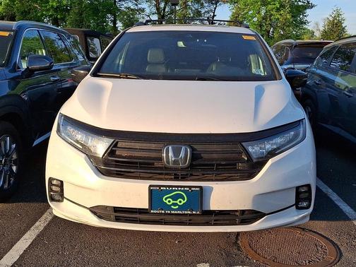 Platinum White Pearl 2023 Honda Odyssey Sport