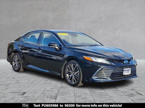 2023 Toyota Camry Hybrid XLE