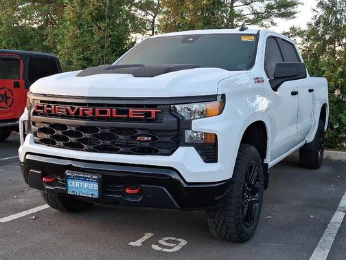 2023 Chevrolet Silverado 1500 Custom Trail Boss