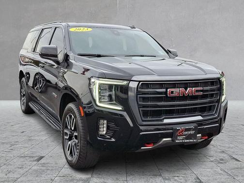 2022 GMC Yukon XL AT4