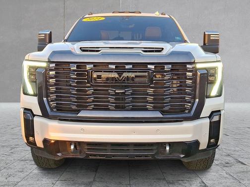 White Frost Tricoat 2024 GMC Sierra 2500 Denali Ultimate