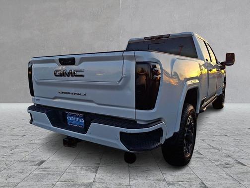 White Frost Tricoat 2024 GMC Sierra 2500 Denali Ultimate