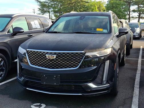 Stellar Black Metallic 2023 Cadillac XT6 Premium Luxury AWD