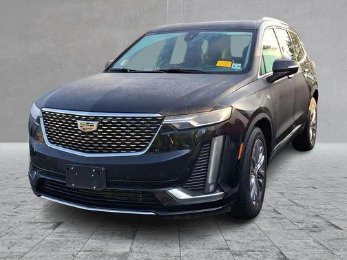 Stellar Black Metallic 2023 Cadillac XT6 Premium Luxury AWD