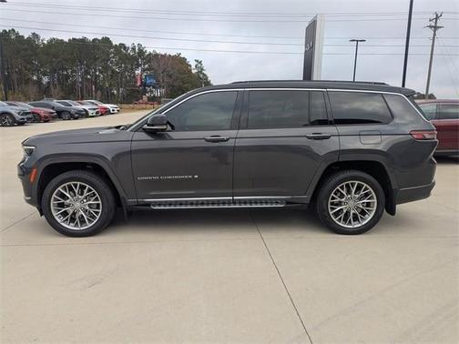 2022 Jeep Grand Cherokee L Summit