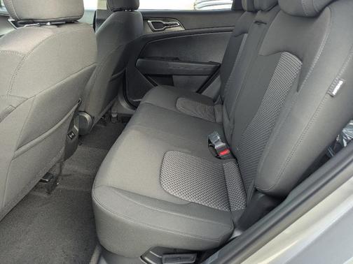 2026 Kia Sportage Hybrid LX