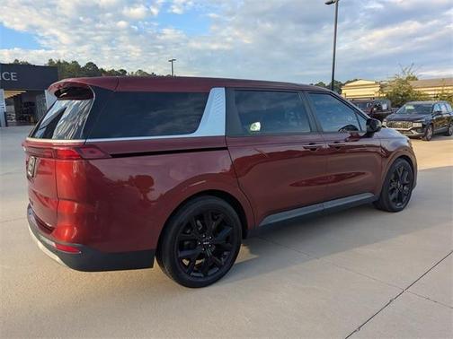 2022 Kia Carnival LXS