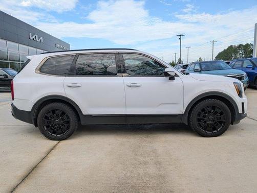 Glacial White Pearl 2021 Kia Telluride SX