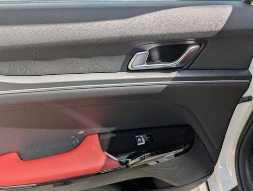 Snow White Pearl 2026 Kia K5 GT-Line