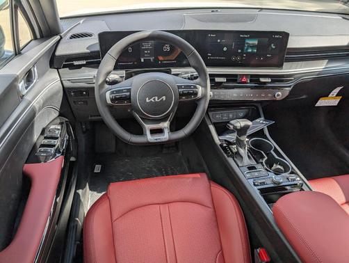 Snow White Pearl 2026 Kia K5 GT-Line