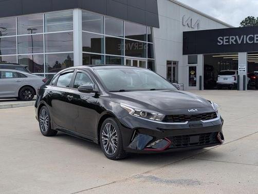 Aurora Black 2024 Kia Forte GT-Line