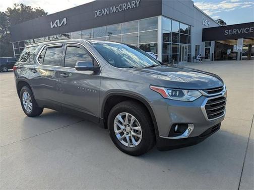 2021 Chevrolet Traverse LT Leather