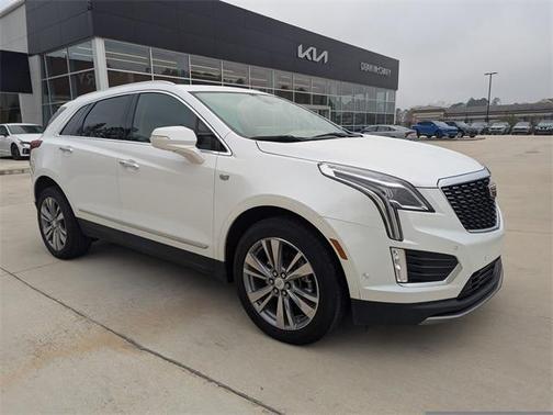 2022 Cadillac XT5 Premium Luxury