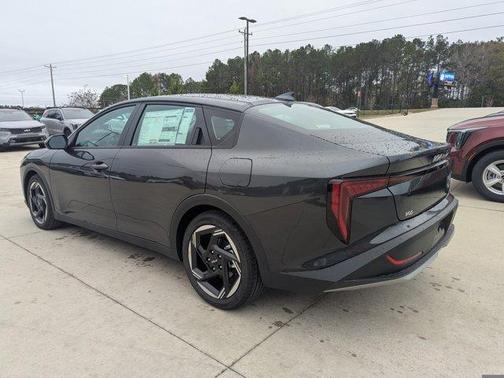 2025 Kia K4 EX