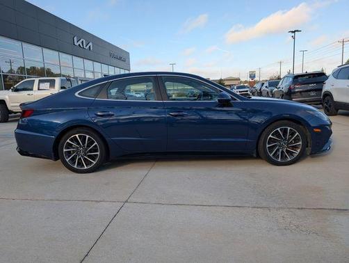 2020 Hyundai SONATA Limited