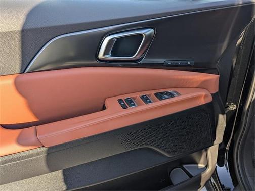 2025 Kia Carnival Hybrid SX