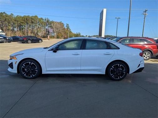 2024 Kia K5 GT-Line