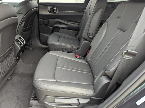 Metal 2026 Kia Sorento X-Line EX