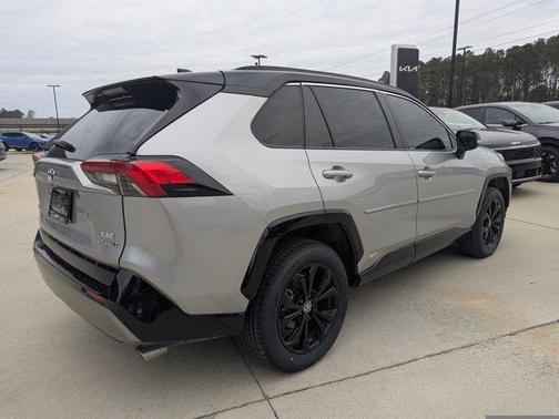 2022 Toyota RAV4 Hybrid XSE
