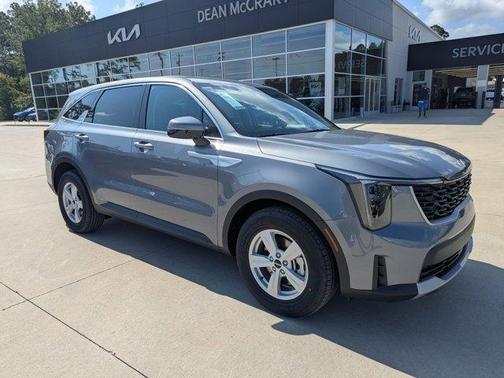 2025 Kia Sorento LX