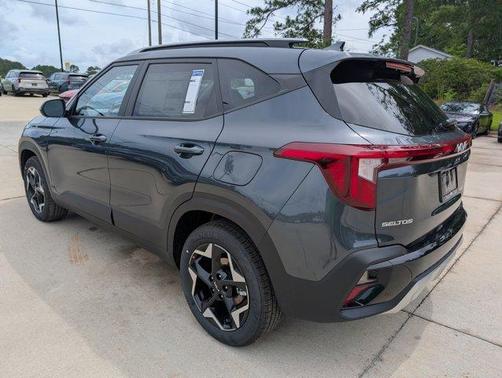 Gravity Gray 2026 Kia Seltos S