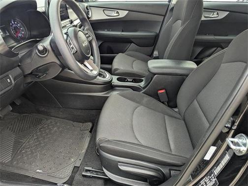 2024 Kia Forte LX