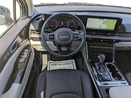 2022 Kia Carnival SX